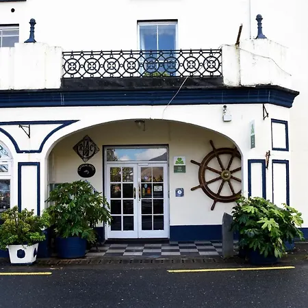At Leenane Hotel