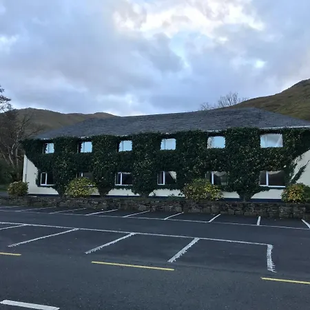 At Leenane * Leenaun